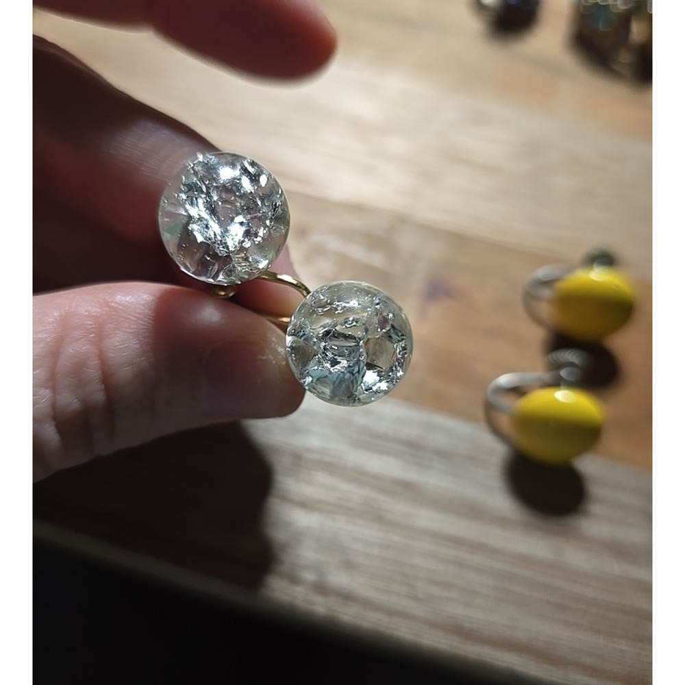 Pair of 3‎ Vtg Multicolor Crystal Beaded Clip-On & Screw Back Earrings Jewelry - Picture 4 of 7